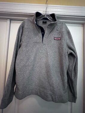 Vineyard Vines Men's Light Gray Half-Zip Pullover with Navy Trim
